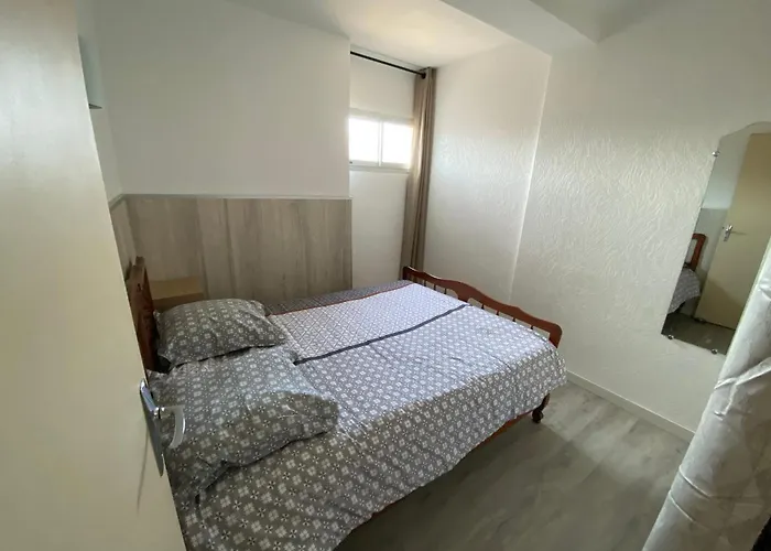 דירה 2 Pieces Proche Avec Parking - Fr-1-837-66 *