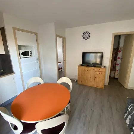 2 Pieces Proche Avec Parking - Fr-1-837-66 Apartment